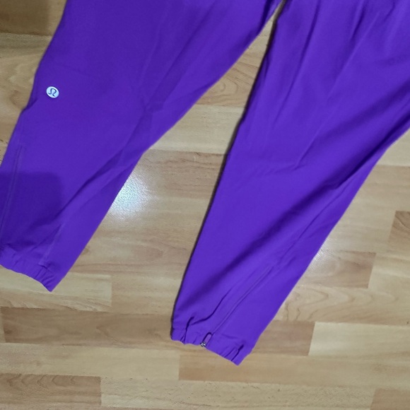 Brand New Lululemon Adapted State Jogger - Picture 8 of 9